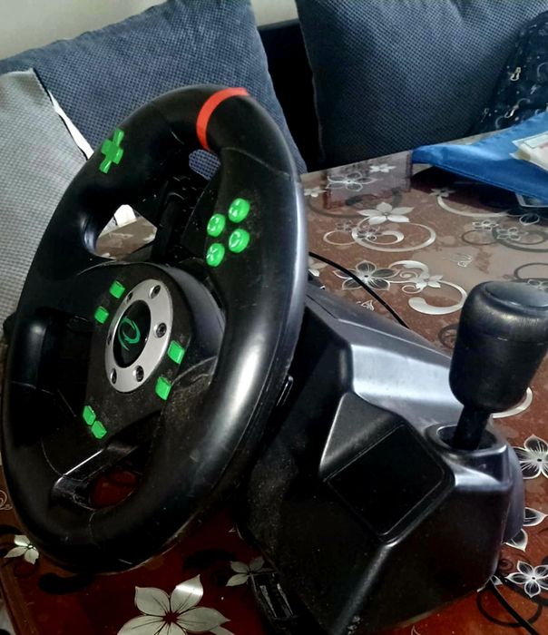 Кормило с педали