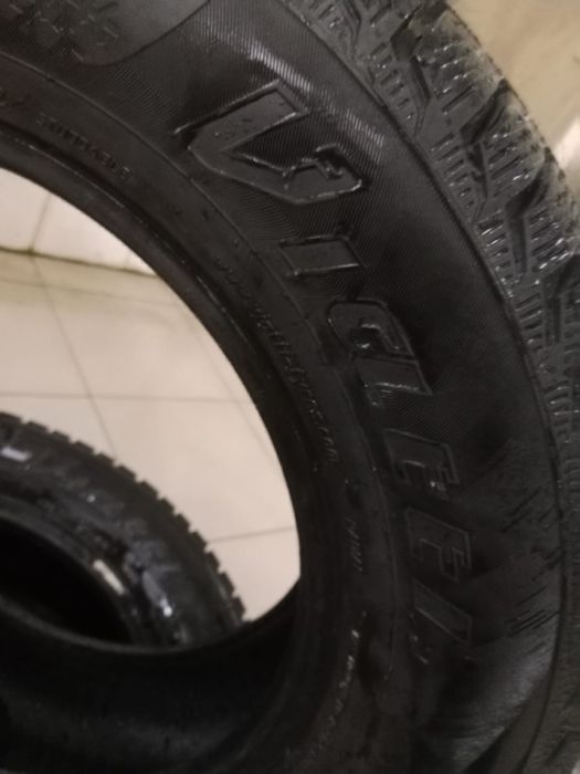 Продавется шины!!