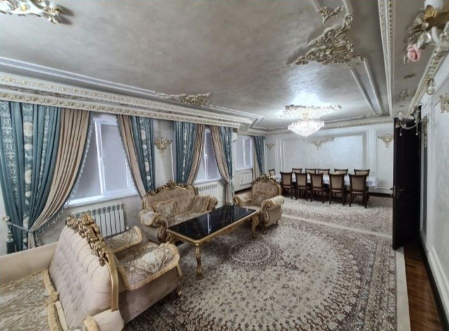 Сдаётся квартира в центре города Нукуса. На долгий срок. 1300 $