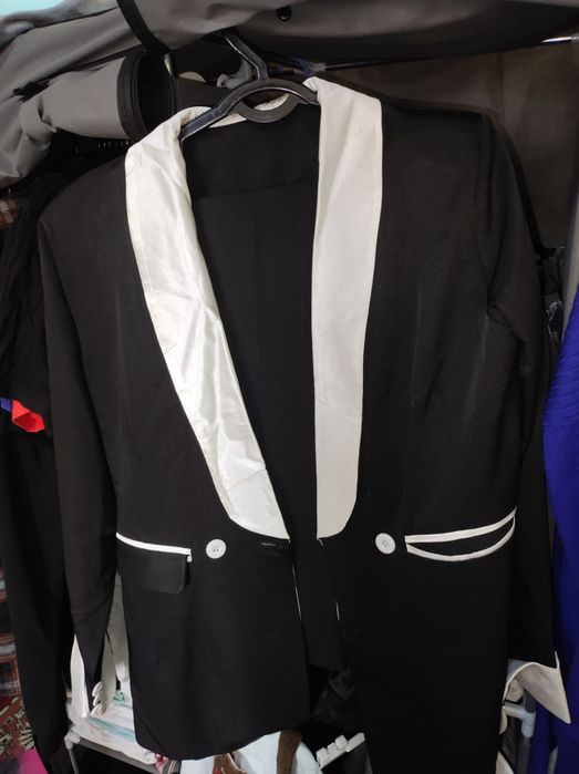 Женский костюм двойка