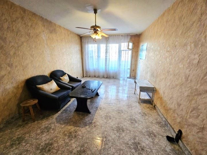 Продава се Двустаен апартамент в София, Дружба 2 - 65 кв.м за 2000 €/кв.м - Снимка #1