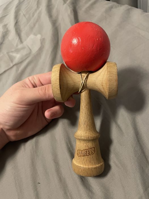 Kendama sweets OG solid red