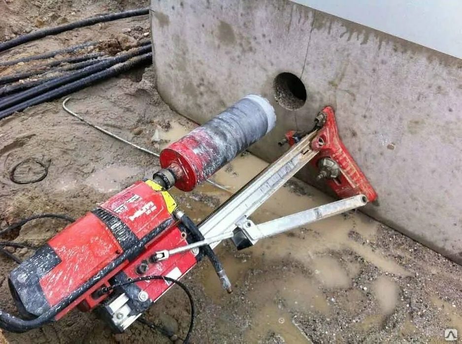 Beton teshamiz. Алмазный буриния