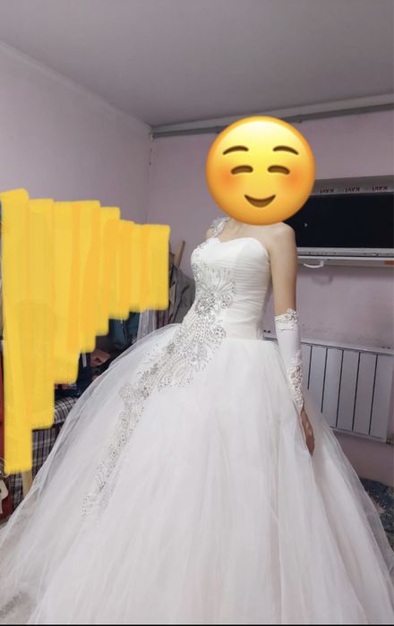 Свадебные платья