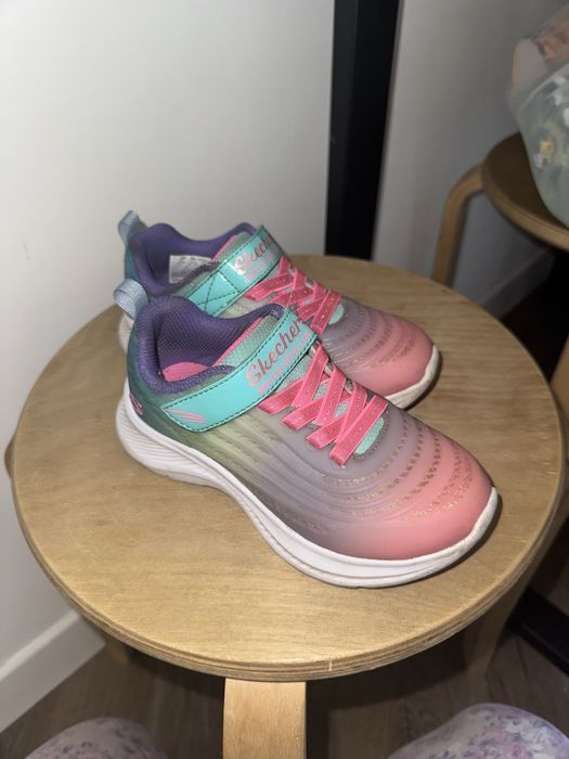 Кроссовки Скетчерс