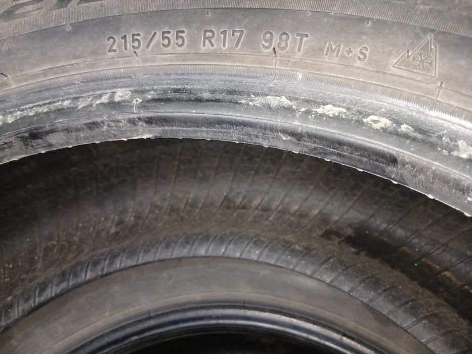 Продаётся шина 215/55/17R