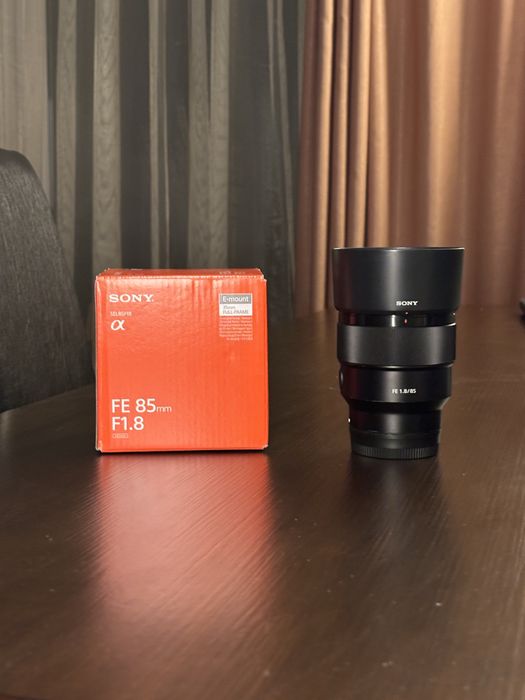 Sony FE 85mm F1.8 obiectiv, filtru UV cadou