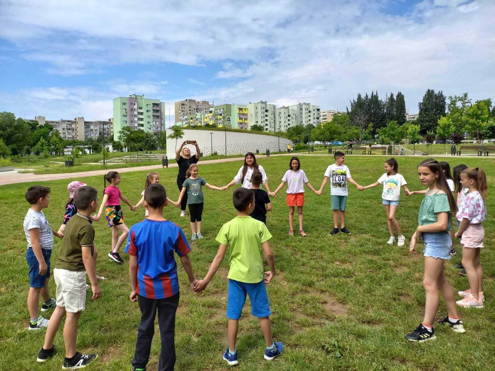 Аниматори, фокусници, водещи, DJ- Party Agency Happy Day