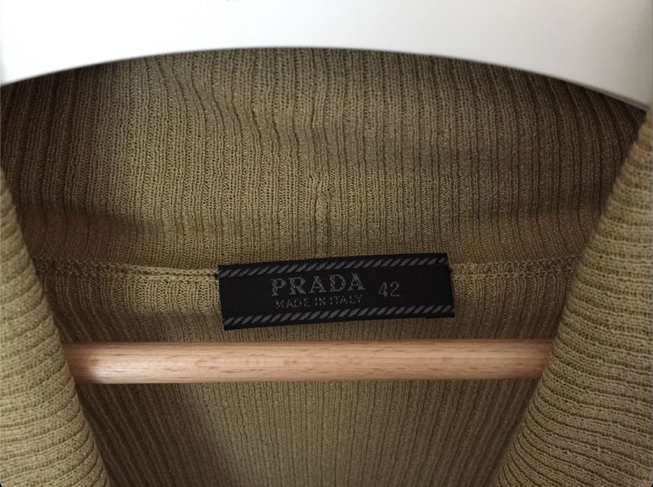 Тънък пуловер Prada, XS - S, нов