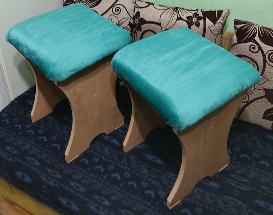 Табуретки новые.