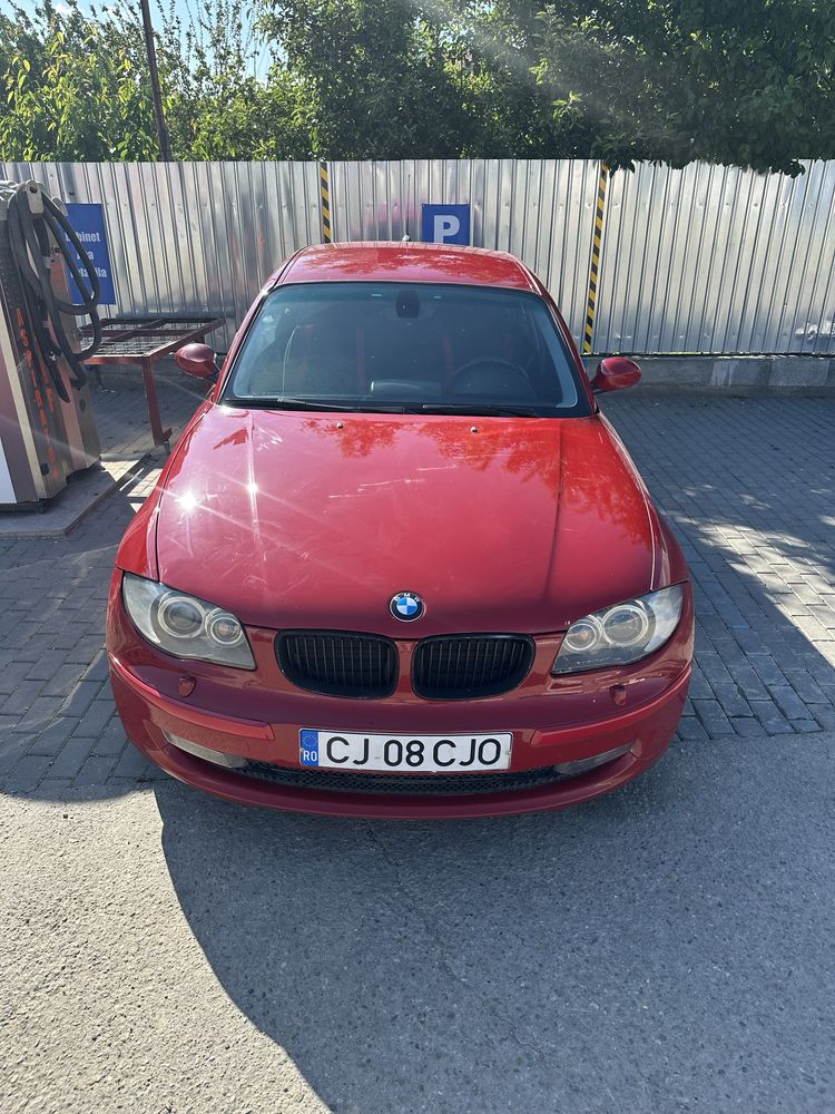 Vând BMW seria 1 an 2010