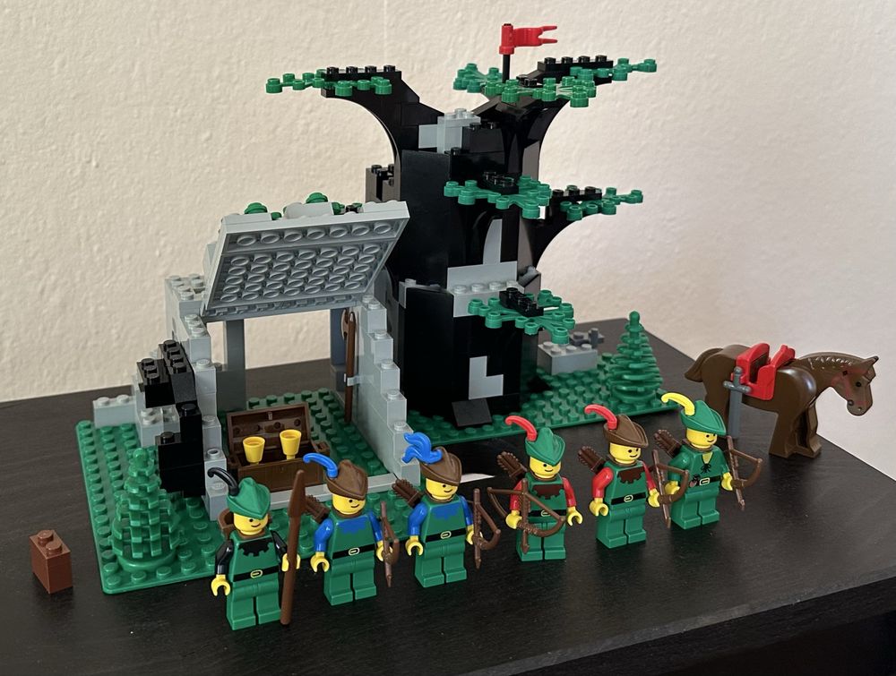Lego 6066 Camouflaged Outpost