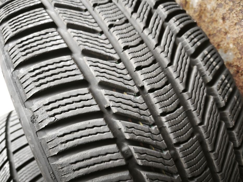 245/45/19" 4бр Continental winter contact ys970,dot1723,7mm