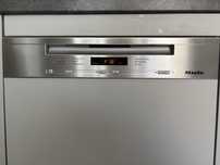 Съдомиална машина Miele G 6200 SCi