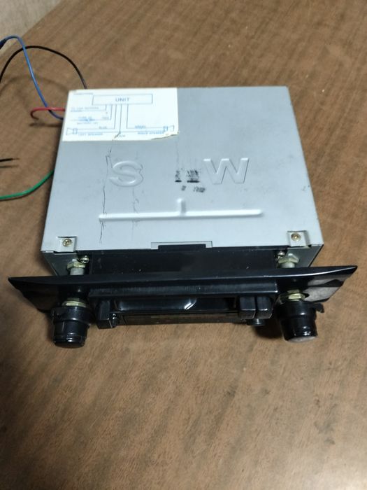 Продам автомагнитолу магнитофон