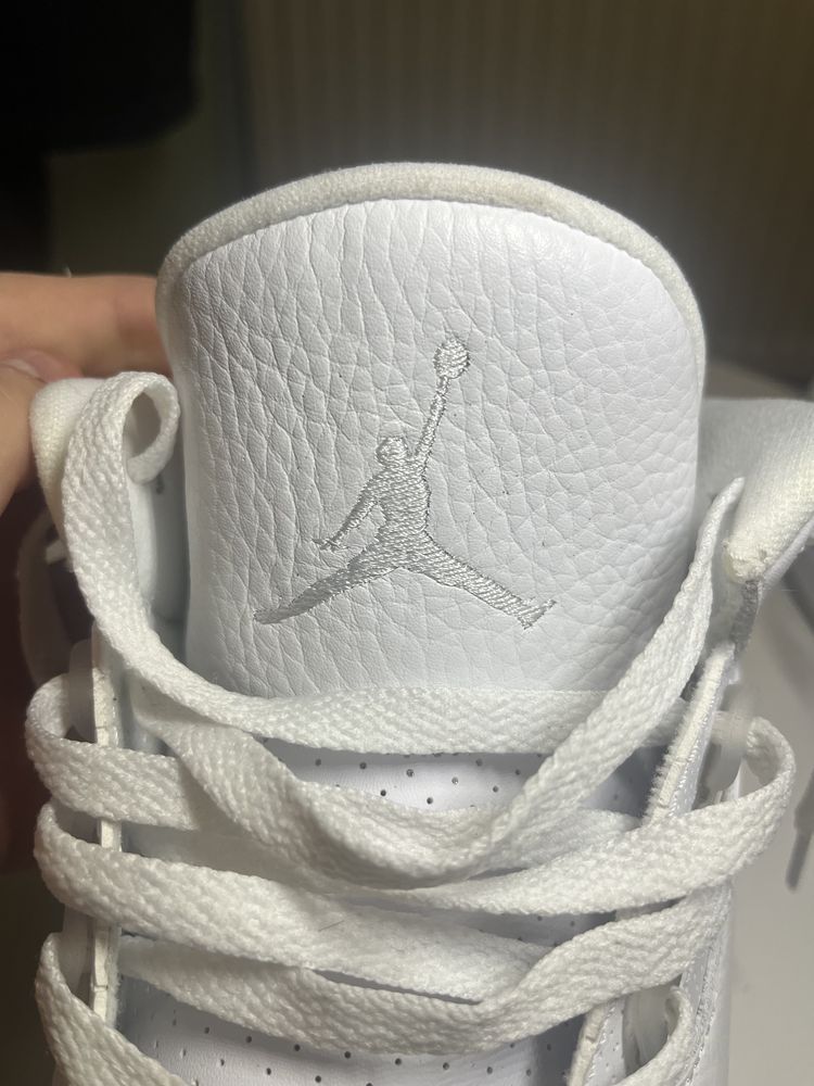 Air Jordan 3 Pure White