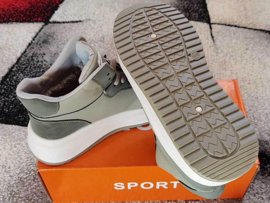 ghete model NIKE mărimea 40