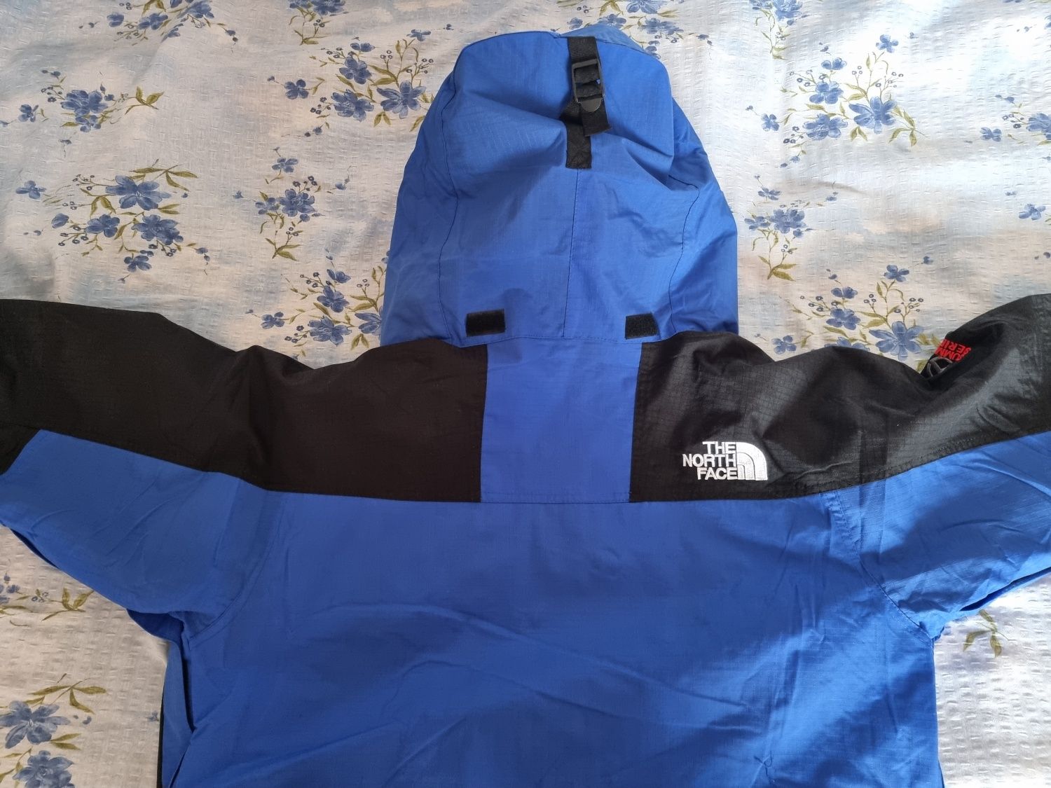 Geaca de iarna The North Face waterproof goretex cu polar detasabil