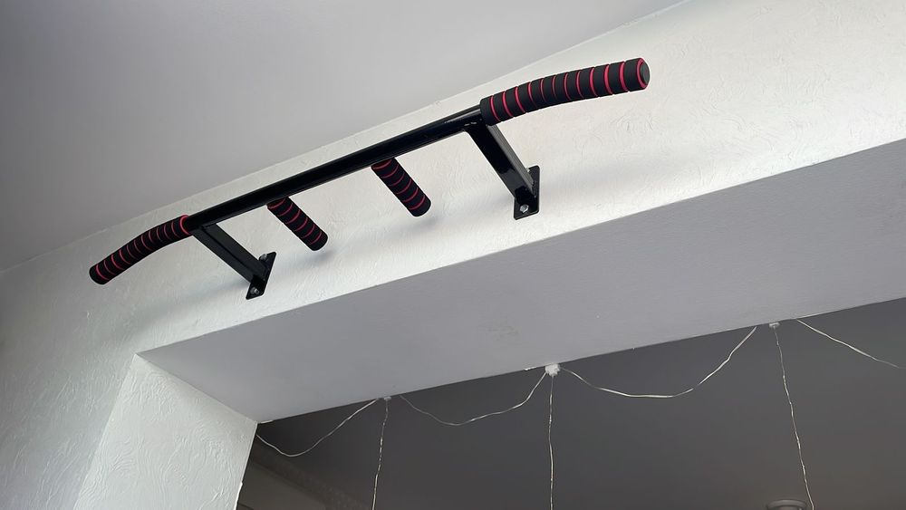 НОВЫЙ Турник наддверный, настенный