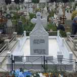 Monumente funerare- CRUCI-marmură,mozaic,granit