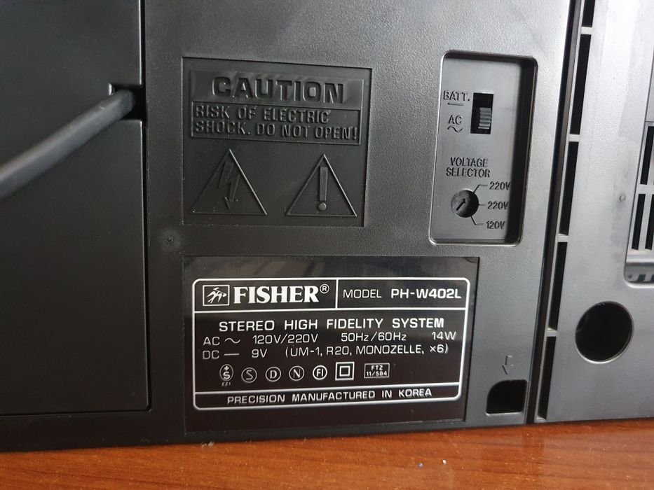 Radiocasetofon Fisher Impecabil pentru colectionari