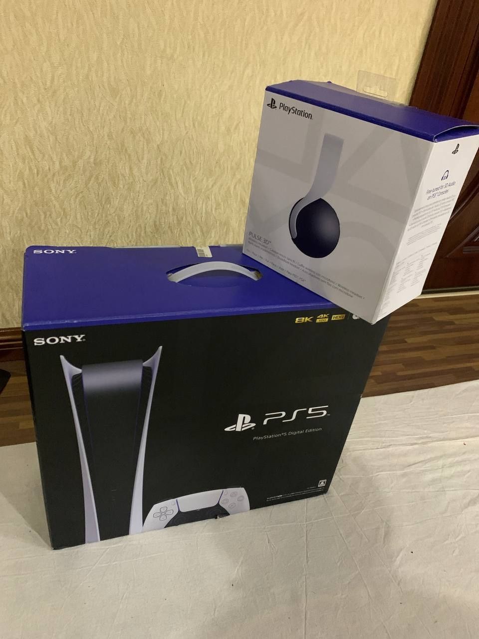 Гарнитура Sony PlayStation 5 Pulse 3D (CFI-ZWH1).