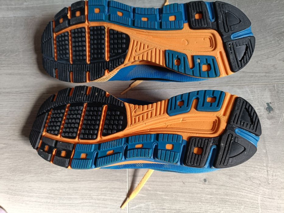 Adidași Nike mărimea 45