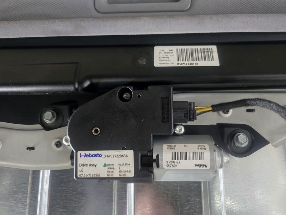 Trapă BMW e87 / 81 seria 1 completă