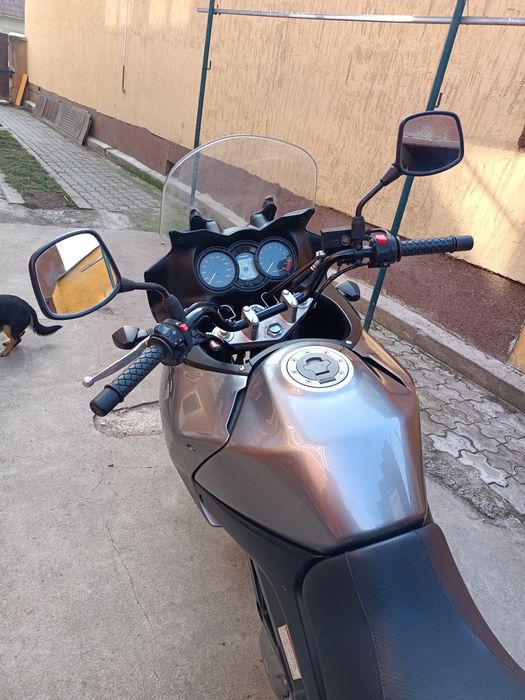 Vând Suzuki VStrom 2006