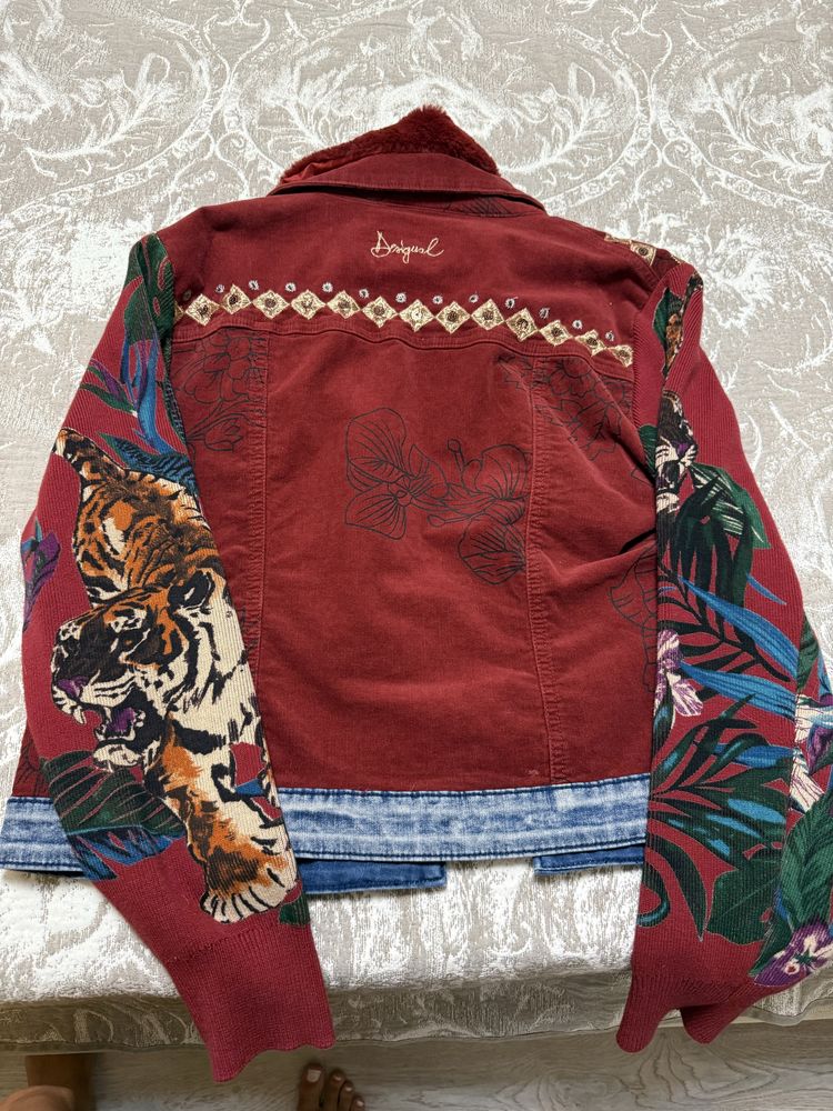 Desigual, EA7, яке от естествена кожа