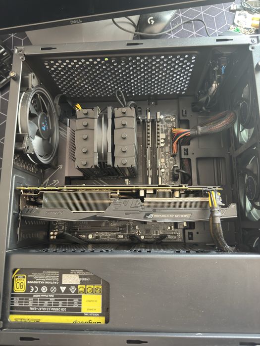 Pc gaming procesor I5 11400f placa video 1650 4gb 16gb ram