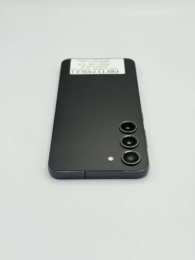 Magazin vindem samsung galaxy S23 256 gb cu garantie 8 GB RAM