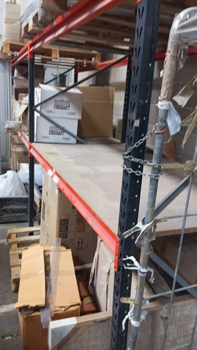 Rafturi metalice preț 90