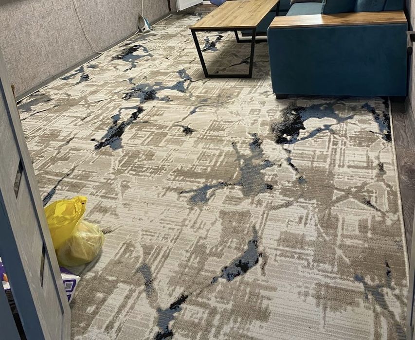 Продается большой ковер