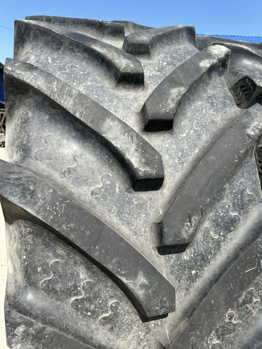 650/65r38 bkt tractor