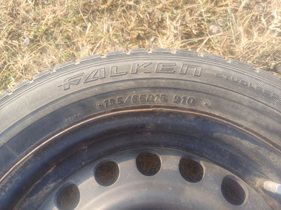 Шины с дисками 2шт мерс