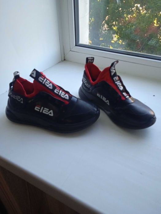 Обувь на мальчика 35 р