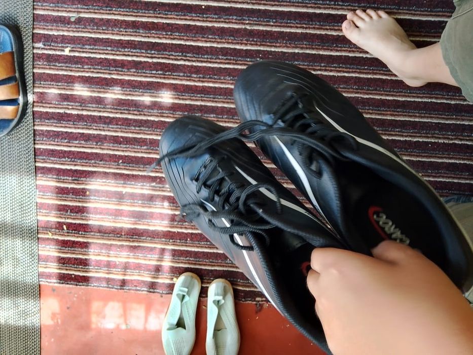 Бутсы новые насили 2 раза и все