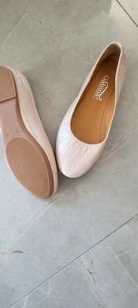 Обувки балеринки Gabina