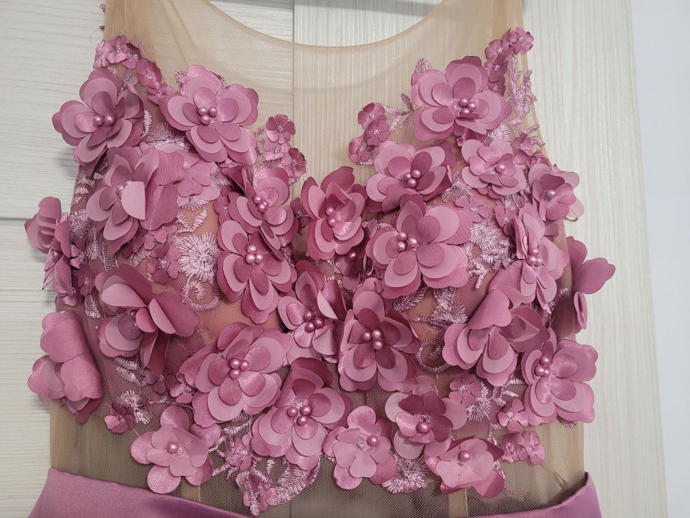 Rochie elegantă rose