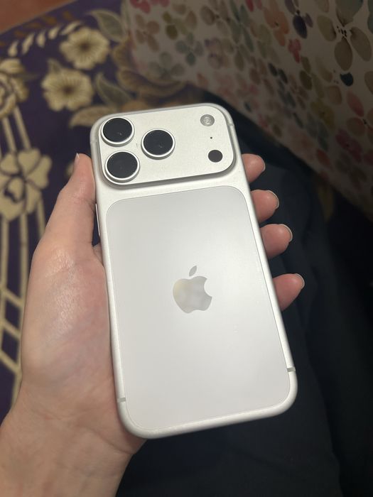 Iphone 17 pro сатылады