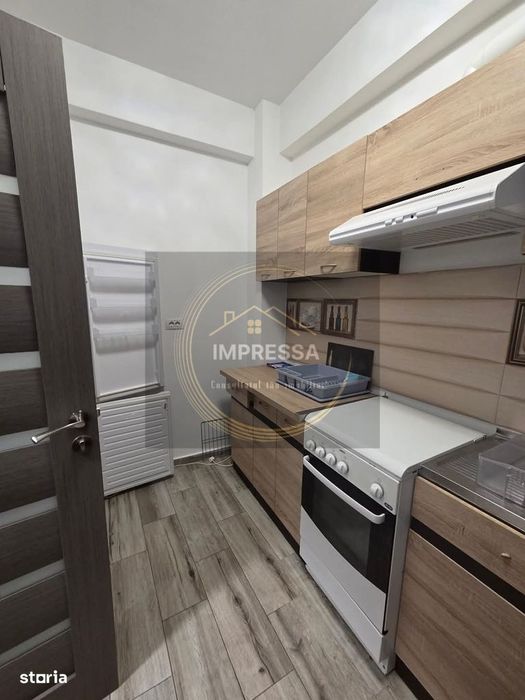 Se inchiririază apartament  2 camere parter inalt 300euro centrală