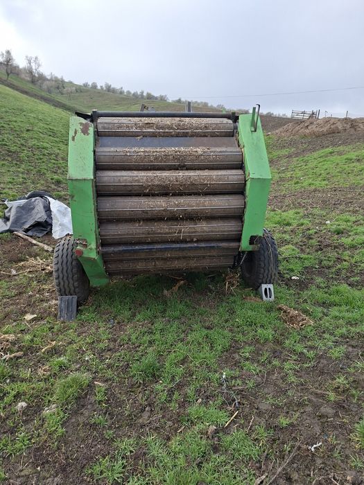 Vând balotera rotunda