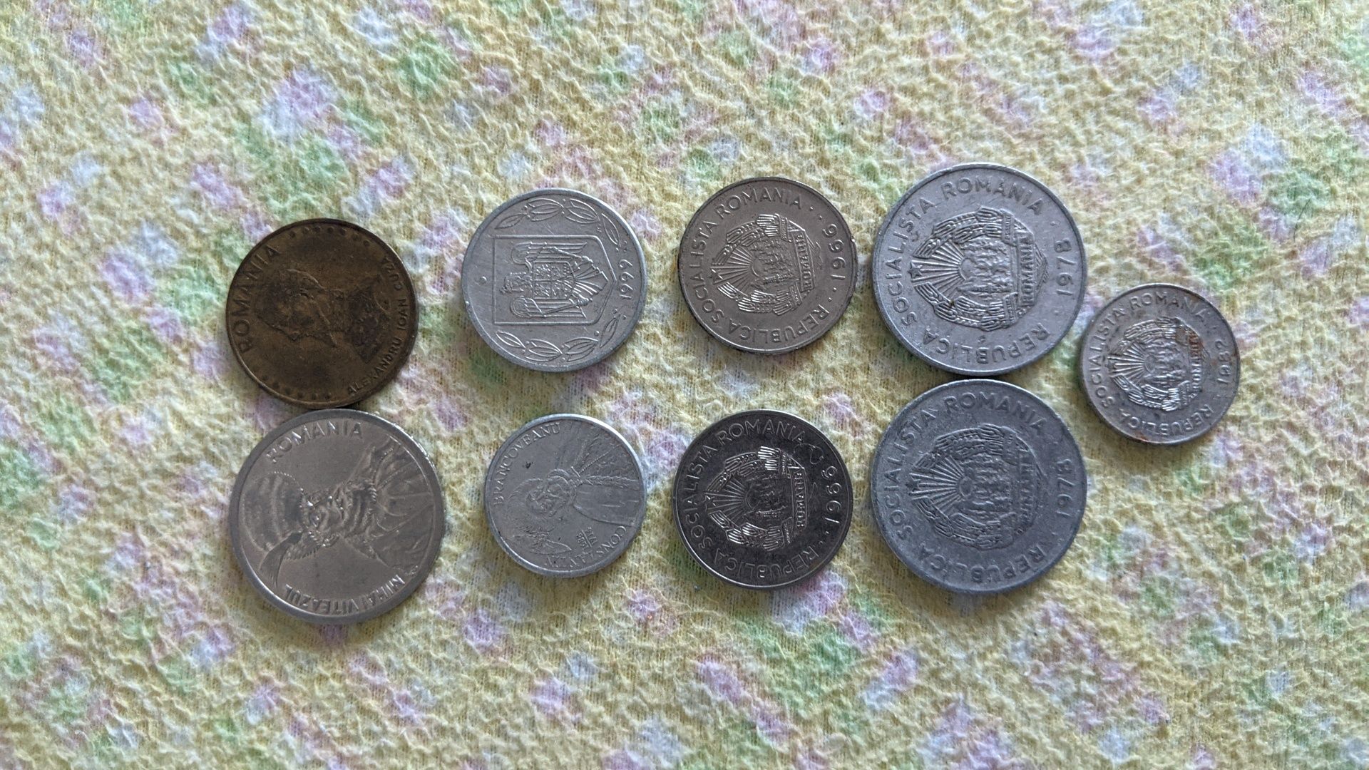 Vand monede românești