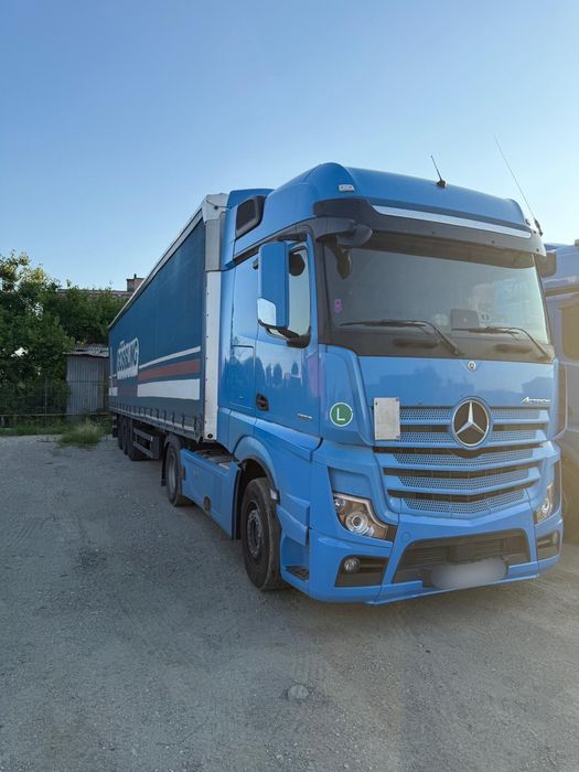 Mercedes Actros 1853