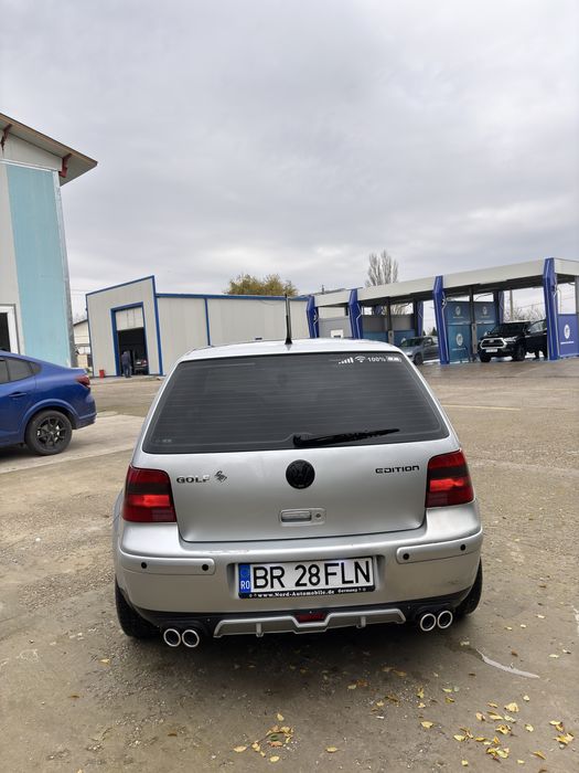 Vând VW Golf 4 1.4 16 V