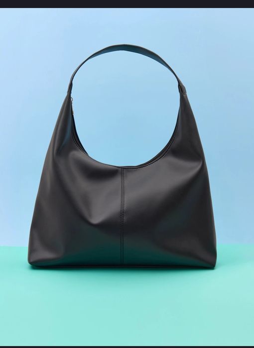 Черна дамска чанта Sinsay