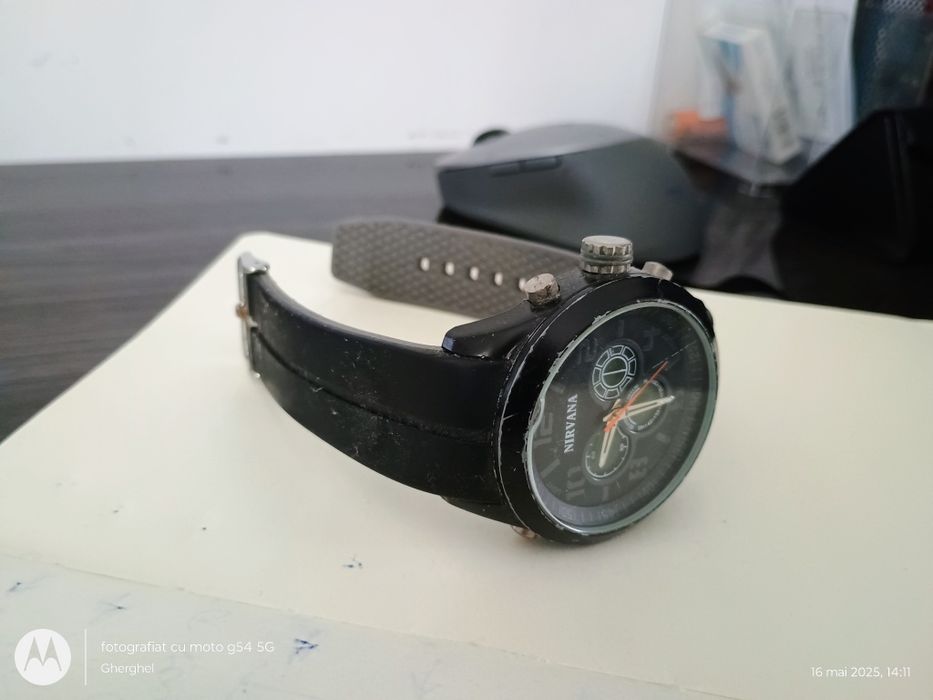 Ceas barbatesc NIRVANA