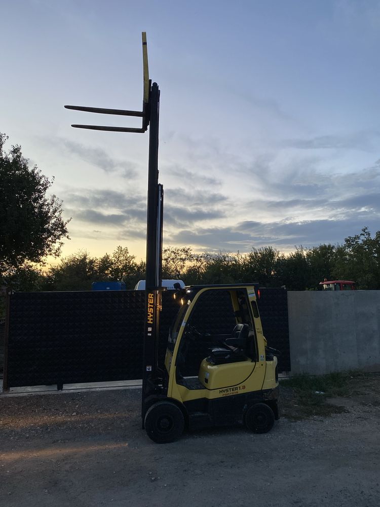 Мотокар Hyster 1.8  на Газ Много добре Състояние НОВ Внос!!