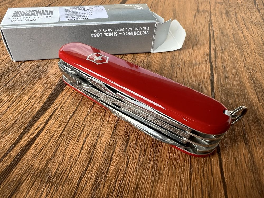 Нож Victorinox Deluxe Tinker EDC